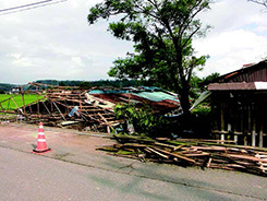 平成27年台風第15号の被災現場（熊本県山鹿市）（山鹿市提供）